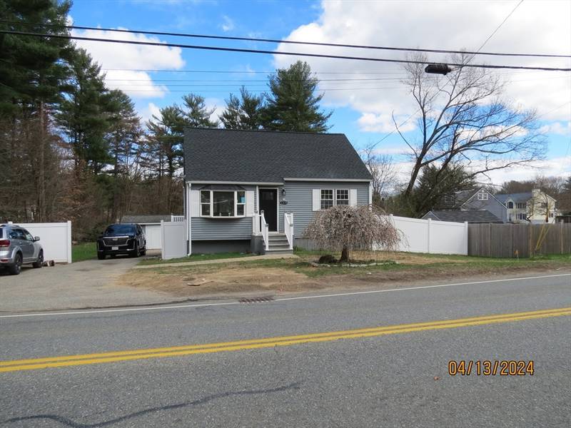 1275 Shawsheen Street, Tewksbury, MA 01876