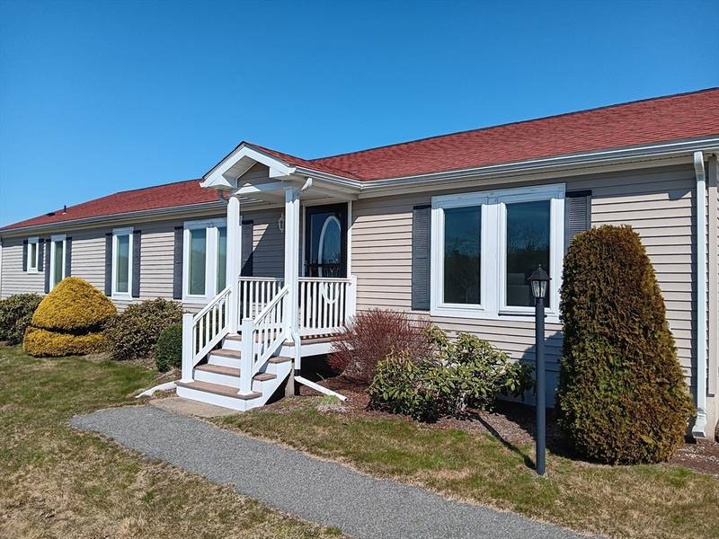 4810 Pheasant Lane, Middleboro, MA 02346