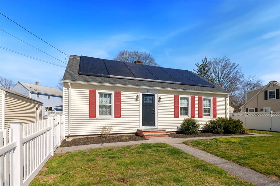 254 Lincoln Ave, Haverhill, MA 01830