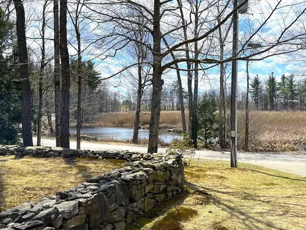 Blandford, MA 01008,4 Beulah Land Road