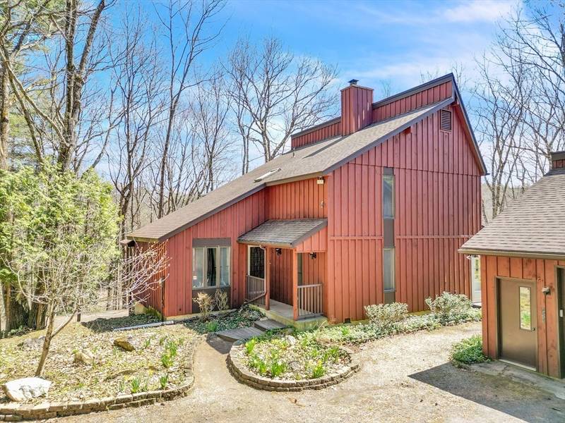 362 Reeds Bridge Rd, Conway, MA 01341