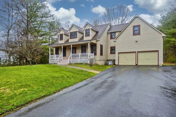 28 Pine Cone Ln, Ludlow, MA 01056