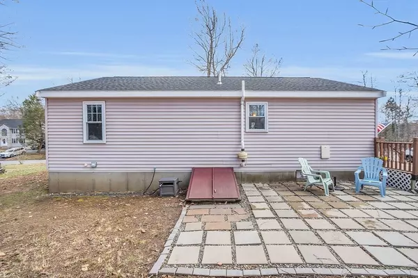 Gardner, MA 01440,83 Pearly Ln