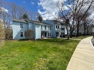 Natick, MA 01760,22 Walden Drive #5