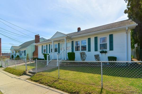 8-10 Ellen St, New Bedford, MA 02744