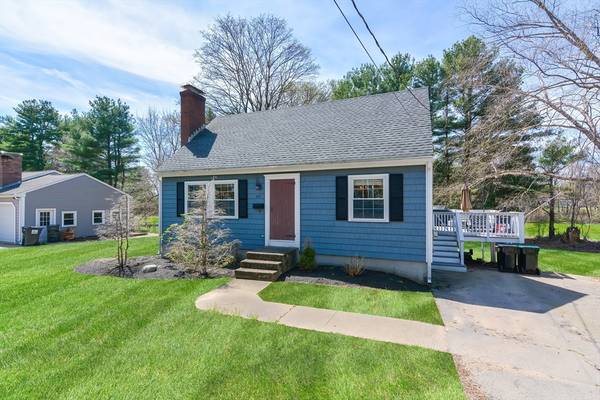 271 Plain St, Millis, MA 02054