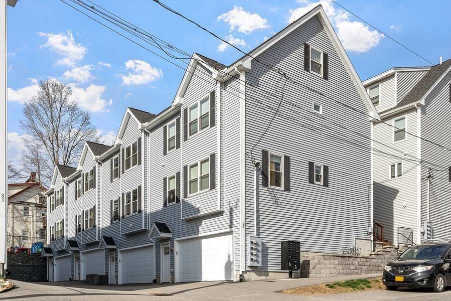 29 Orchard St #29A, Haverhill, MA 01830