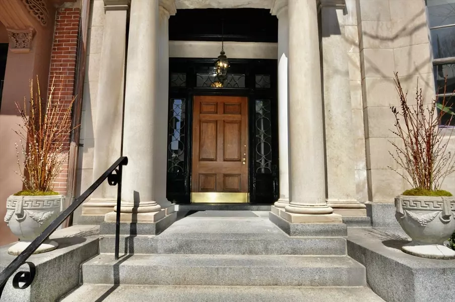 61 Mt Vernon St #A, Boston, MA 02108