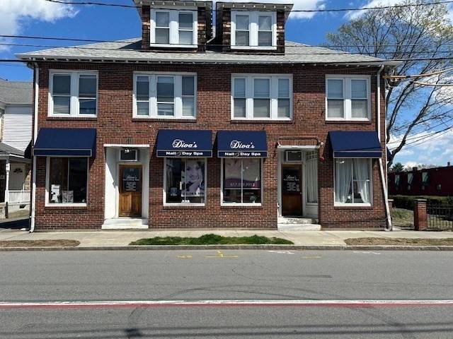 212-214 Adams Street, Newton, MA 02458