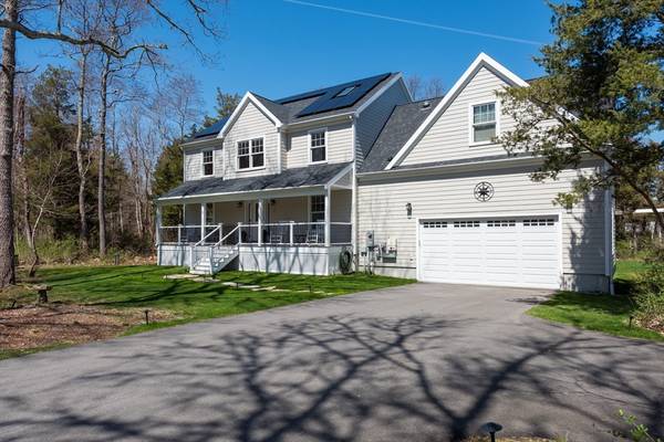 2 Millbank Rd, Mattapoisett, MA 02739