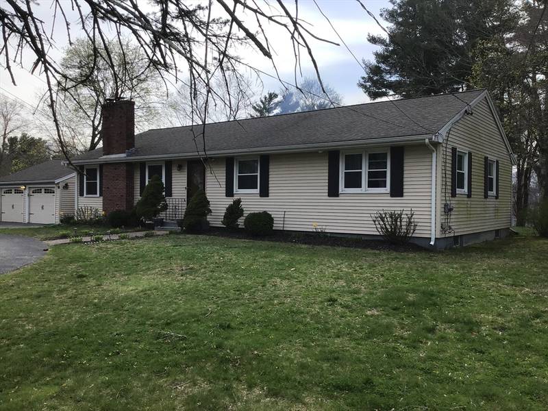 390 High St, Whitman, MA 02382