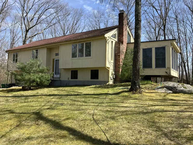 358 Cedar St, Ashland, MA 01721