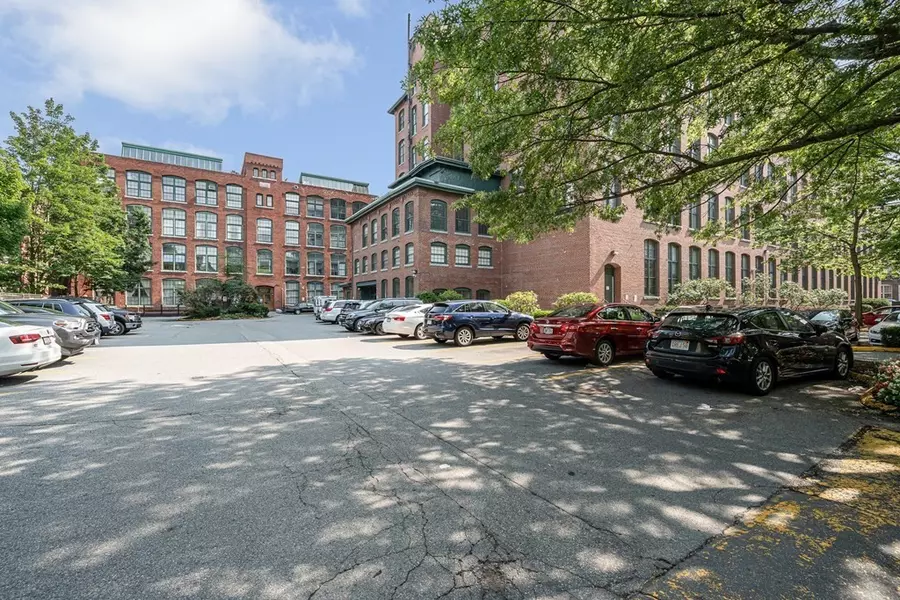 200 Market Street #317, Lowell, MA 01852