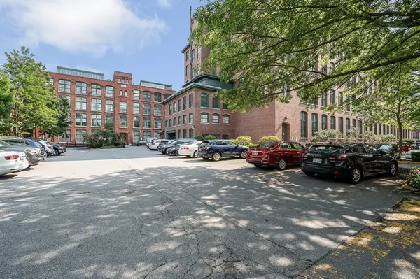 200 Market Street #317, Lowell, MA 01852