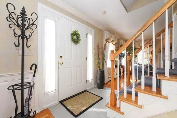 Rutland, MA 01543,10 Ten Rod Road