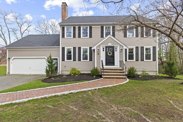 12 Weyfair Path, Weymouth, MA 02190