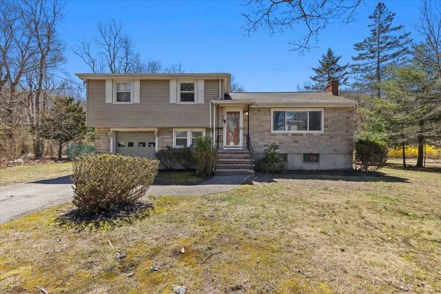 18 Stoughton St, Randolph, MA 02368