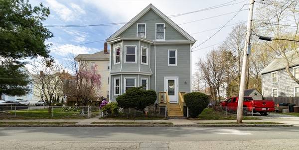 33 Trinity Street, New Bedford, MA 02740