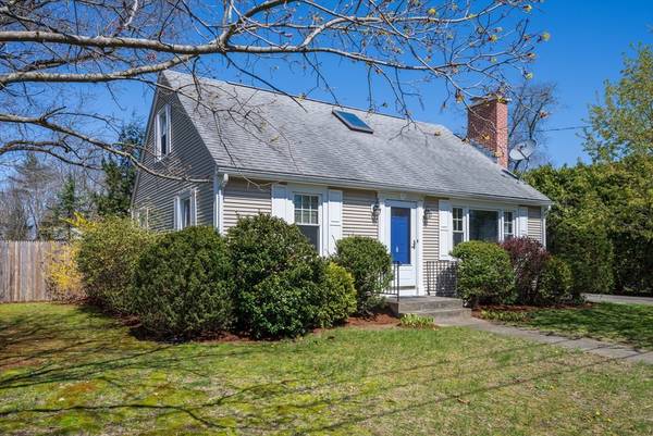 7 Beechwood Avenue, Easthampton, MA 01027