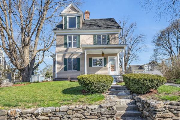 8 Vassar St, Leominster, MA 01453