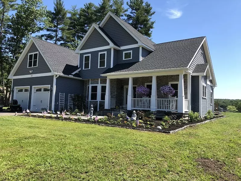 667 Reservoir Road, Lunenburg, MA 01462