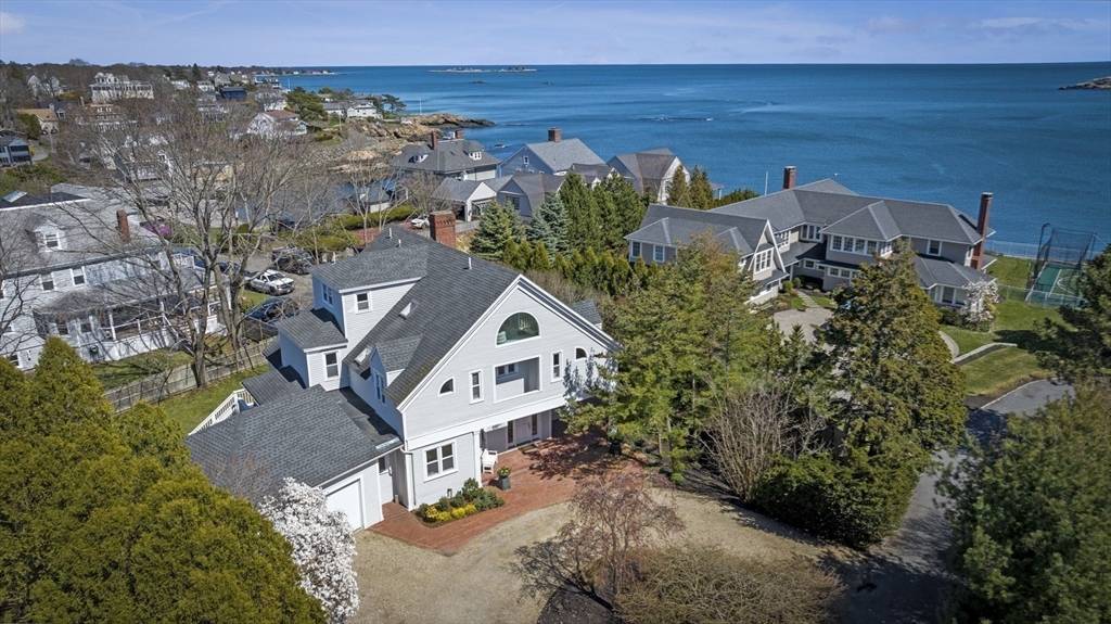 10 Rolleston Road, Marblehead, MA 01945