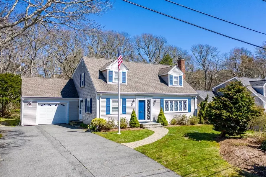 56 W Hyannisport Cir, Barnstable, MA 02601