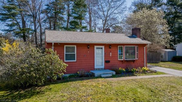 48 Briarwood  Dr, New Bedford, MA 02745