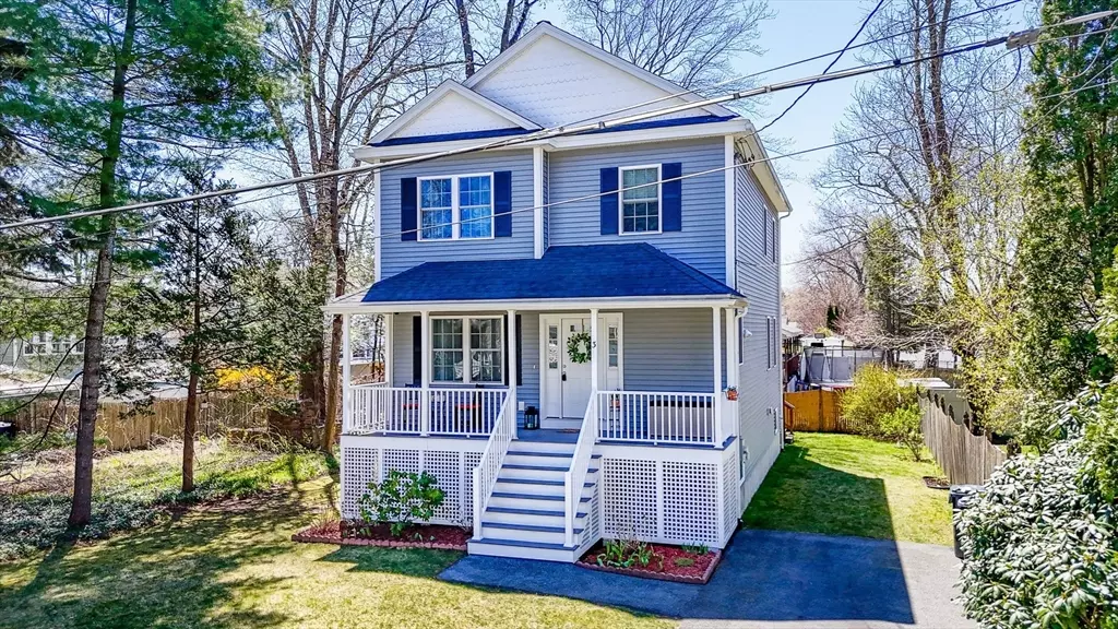 3 Reading Ave, Wilmington, MA 01887