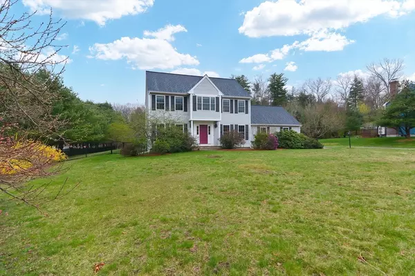 53 White Tail Ln, Lancaster, MA 01523