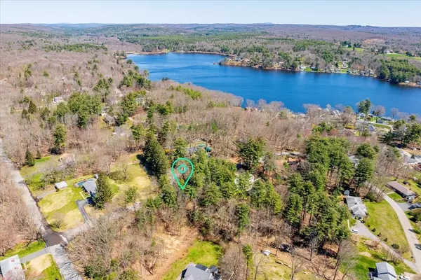 West Brookfield, MA 01585,54 Clearview Dr