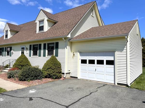 5 Duncan Drive #B, Deerfield, MA 01373