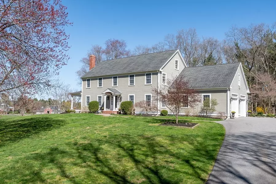 25 Nason Hill Rd, Sherborn, MA 01770