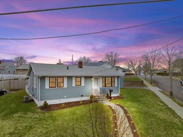 209 Rochambeau St, New Bedford, MA 02745