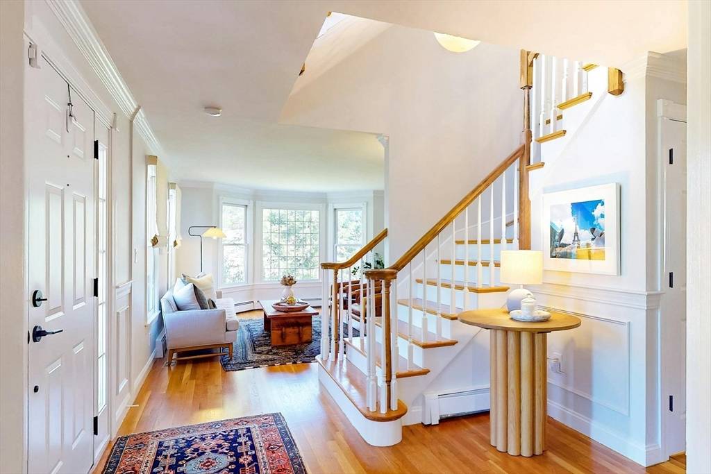 Medfield, MA 02052,139 Green St