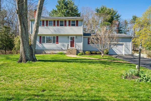 508 Old Town Way, Hanover, MA 02339