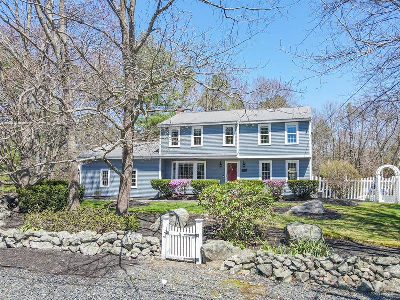 5 Anthony Road, Hopedale, MA 01747