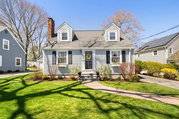 74 Eastwood Circuit, Boston, MA 02132