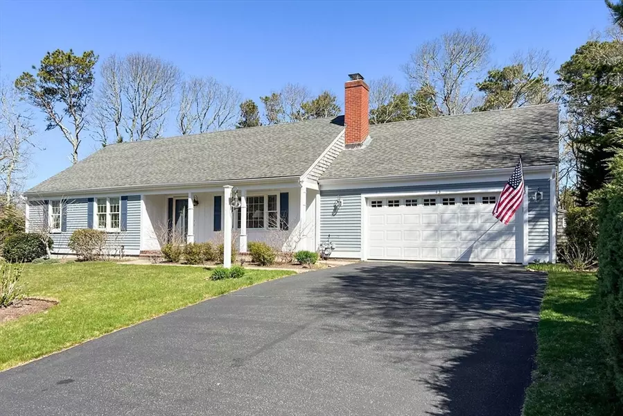 43 Standish Woods Cir, Harwich, MA 02645