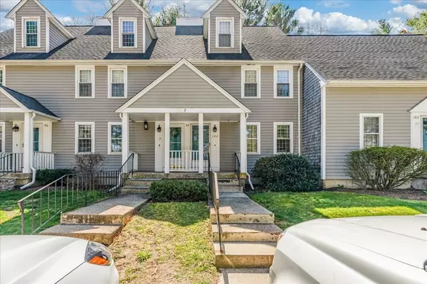 Halifax, MA 02338,102 Twin Lakes Dr. #102