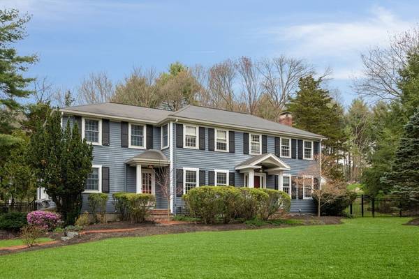 107 Bogle Street, Weston, MA 02493