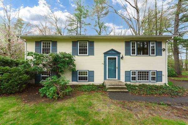 5 Priscilla Rd, Hopkinton, MA 01748