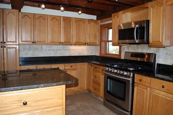 Rochester, MA 02770,333 Hartley Rd