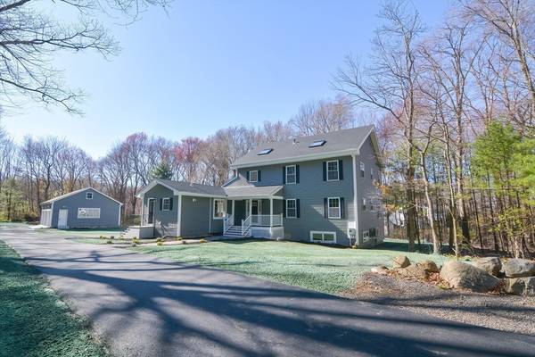 100 Ash St, Hopkinton, MA 01748