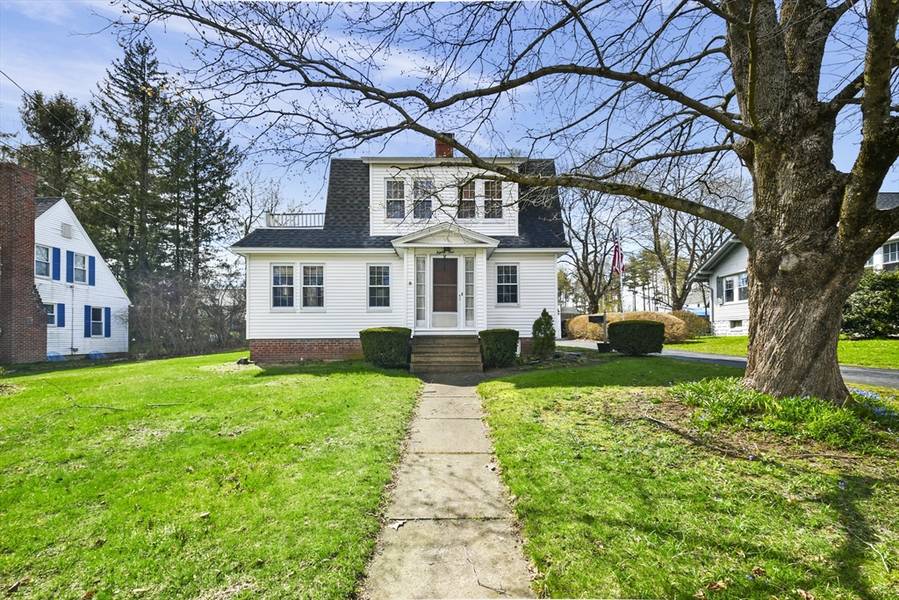 81 Prospect St, Gardner, MA 01440