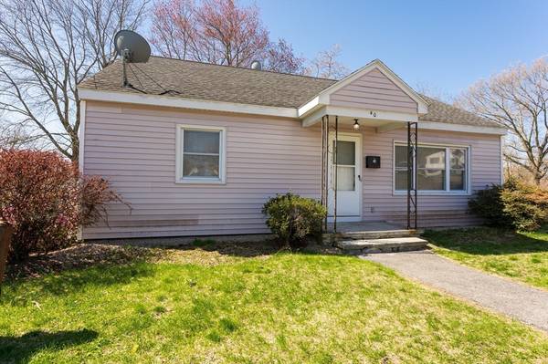 40 Harlem St, Lowell, MA 01851