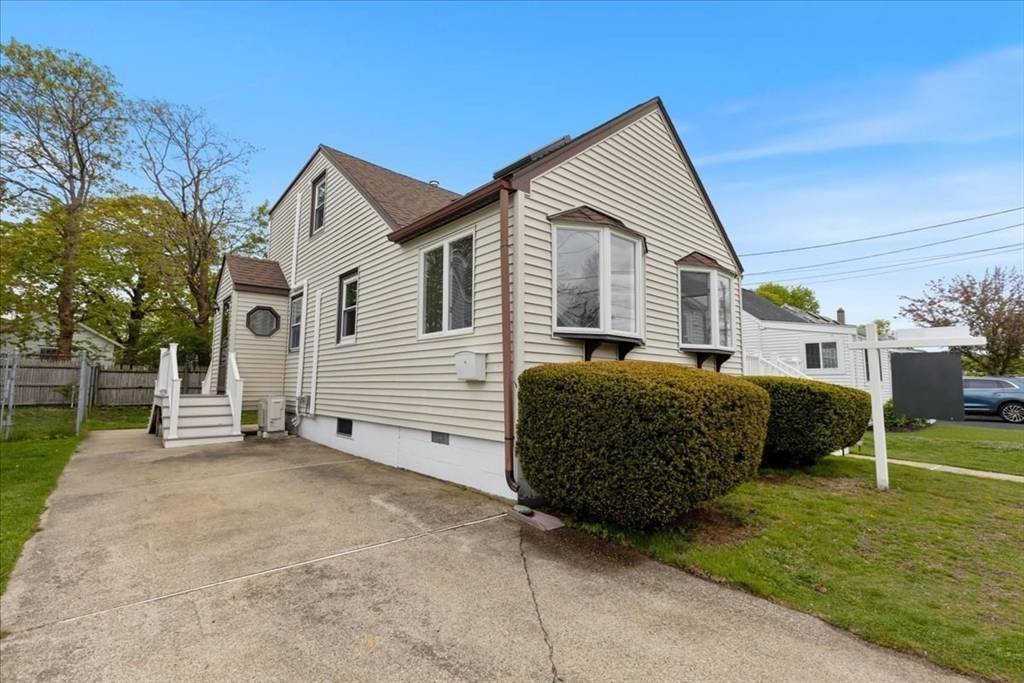 Hull, MA 02045,7 G St