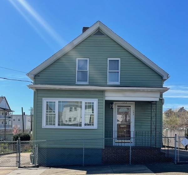 180 Coffin Ave, New Bedford, MA 02746