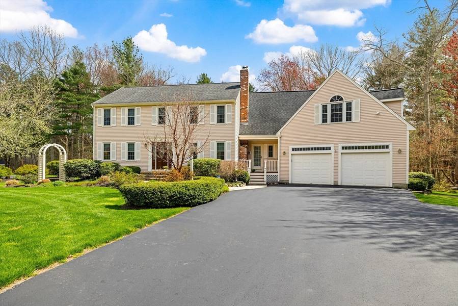 40 Antone Dr, Norton, MA 02766