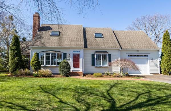 18 Deep Wood Dr, Sandwich, MA 02644